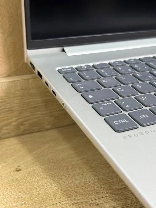 HP PROBOOK 460 G11 ULTRA 5 125U / 32GB DDR5 / 512SSD