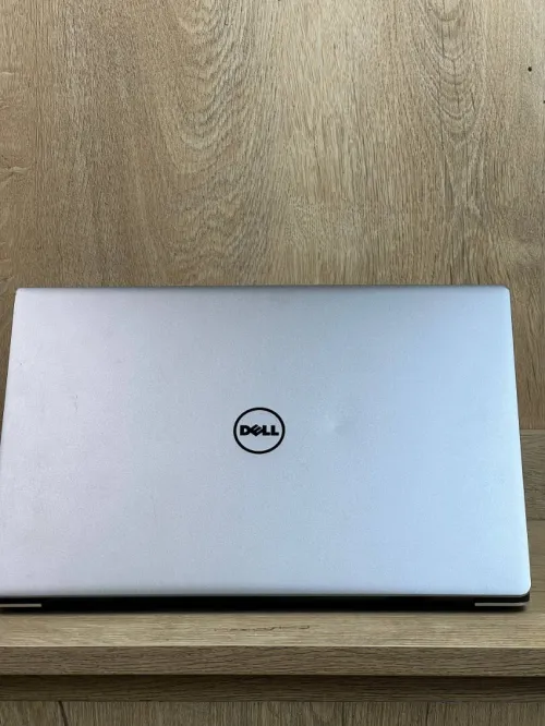 DELL XPS 13 9360 i7-7500U 8GB DDR 4 256 GB SSD
