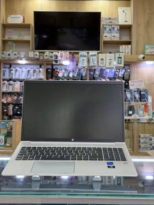 HP ProBook 450 G9 i5-1235U 8Go DDR4 256GB SSD 15.6" FHD Lecteur Empreinte