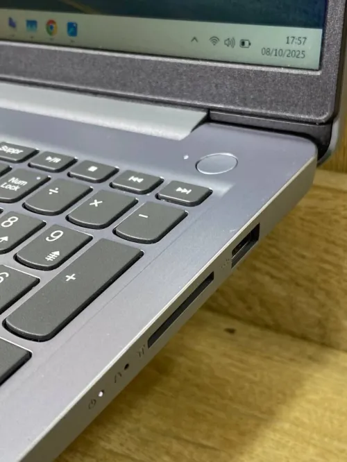 LENOVO IDEAPAD 3 i5-1155G7U 512GB SSD 8GB