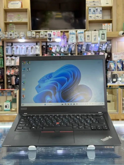 Lenovo ThinkPad T14s i7-10610U 16Go DDR4 256GB SSD 14" FHD Tactile
