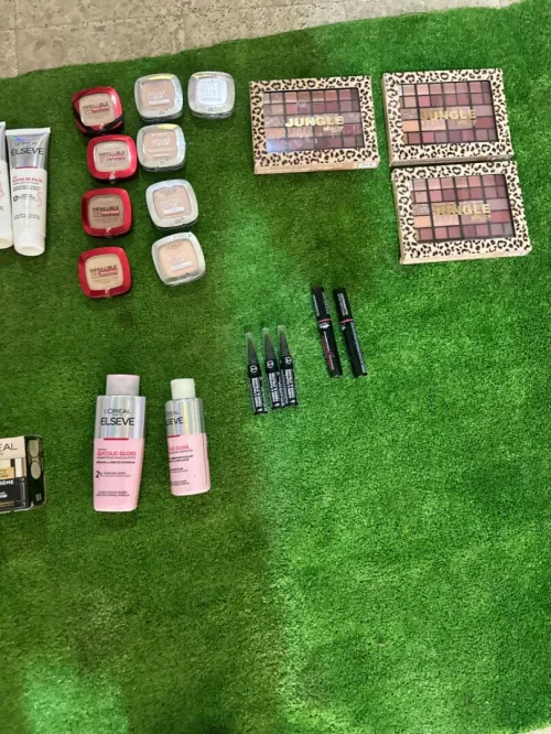 Lot de maquillage
