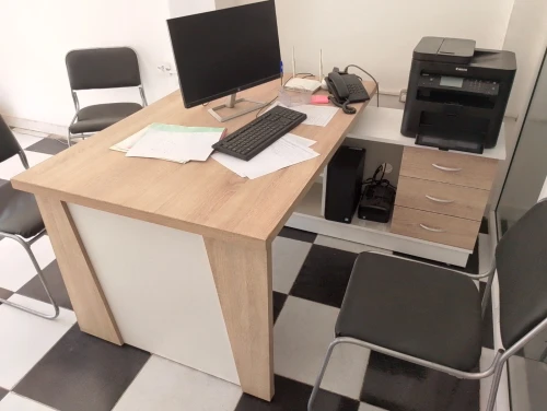 Meubles de bureau 