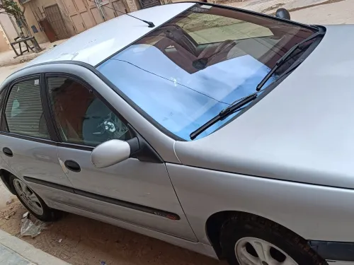 Renault Laguna 1 2001 Laguna 1