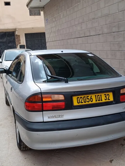 Renault Laguna 1 2001 Laguna 1