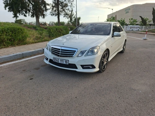 Mercedes Classe E 2011 AVANTGARDE Pack AMG