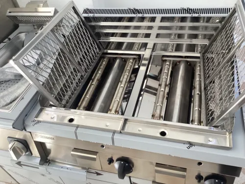 Grill à gaz avec pierre volcanique marque Tecnoinox d origine italie