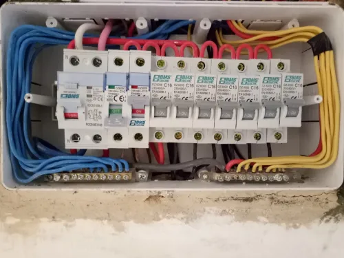 Électricien 