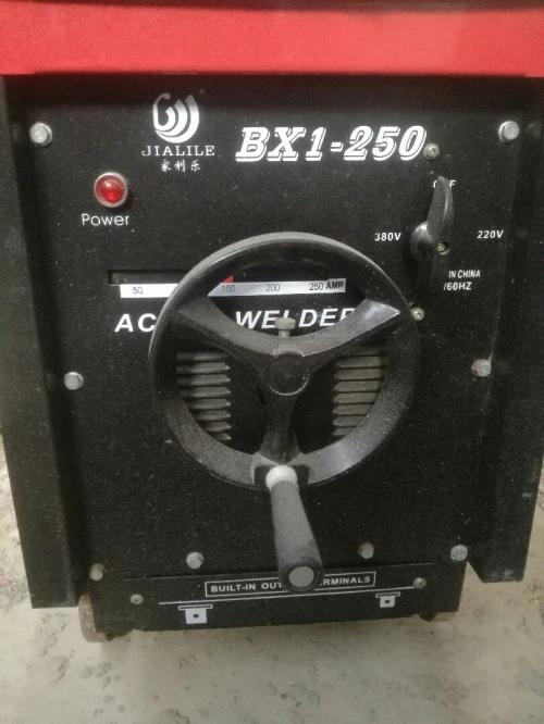 Poste à soudure BX1-250