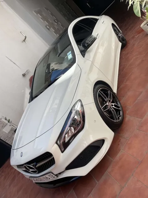 Mercedes CLA 2016 Coupé Exclusif + AMG 