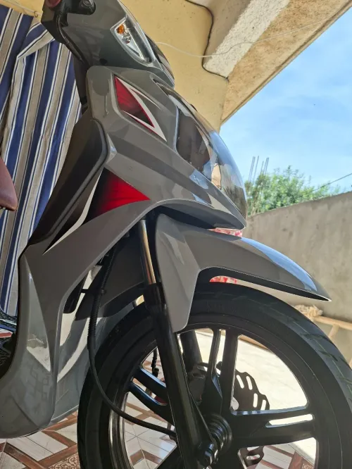 Sym Sr 2025