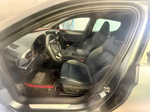 Seat Leon 2024 Vz beats