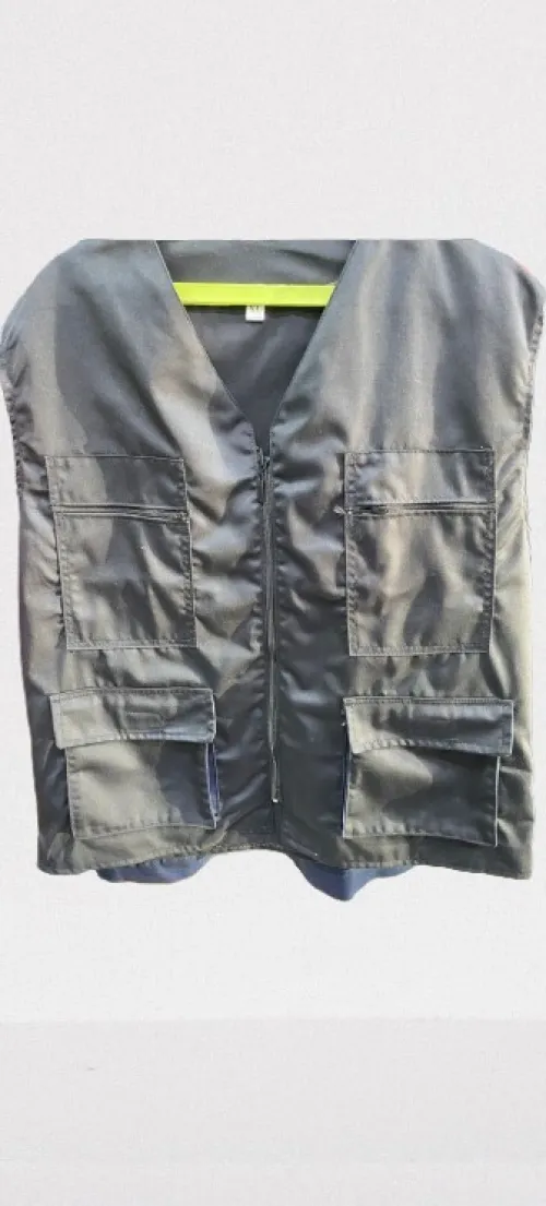 Tenue de travail. Tenue de sécurité. Polos. T-shirts. Chaussures de sécurité. Chaussure magnums. 