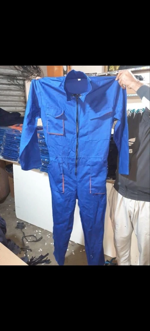 Tenue de travail. Combinaison. Tenue de sécurité. Parka. Polos