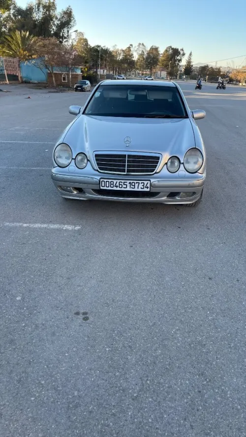 Mercedes W210 1997 E280
