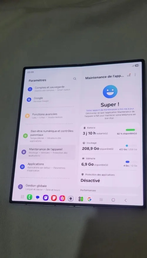Samsung Z Fold 6