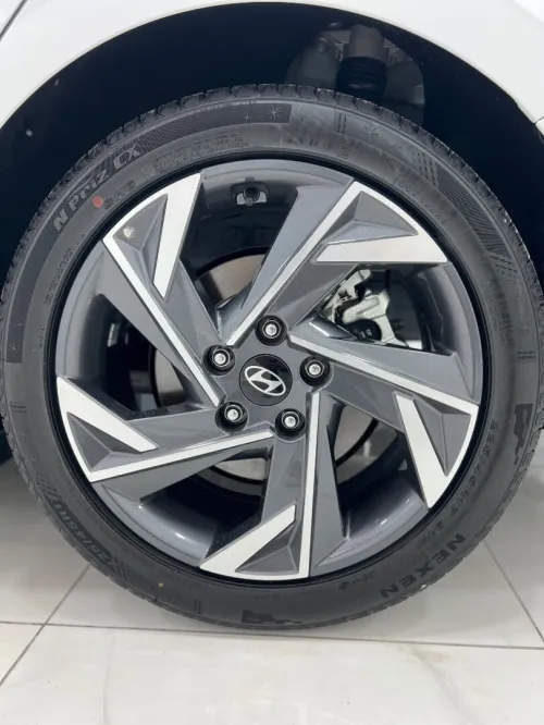 Hyundai Elantra 2026 