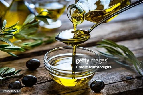 Vente l'huile d'olive 100% naturelle