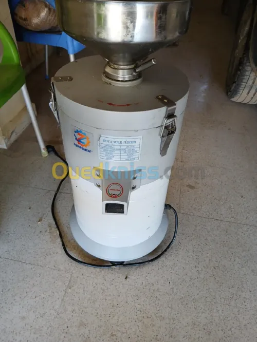 Machine beurre de cacahuète الفول السوداني 