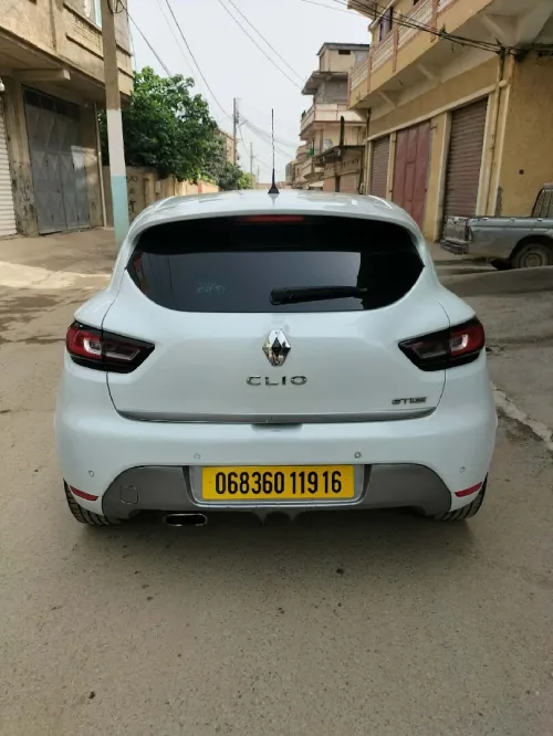 Alfa Romeo Clio 4 2019 