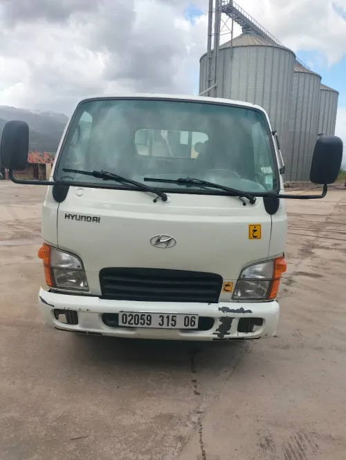 Hyundai HD35 2015