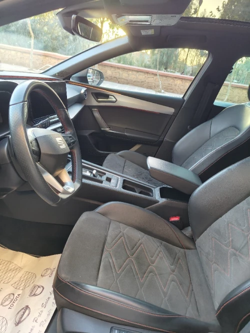 Seat Leon 2023 Fr beats