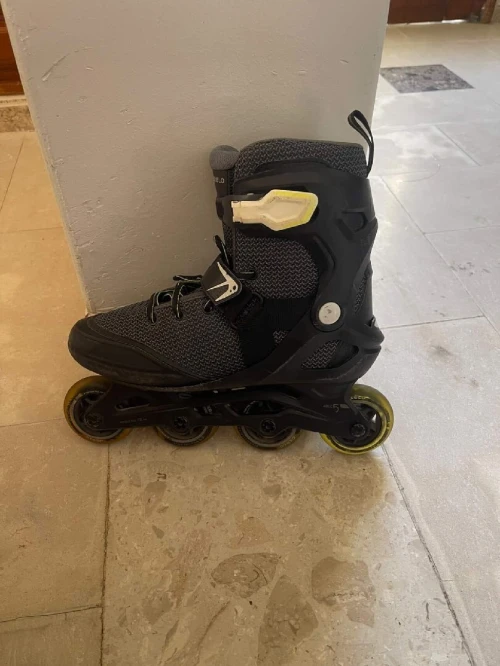 Rollers decathlon a vendre pointure 41 état 9.5/10