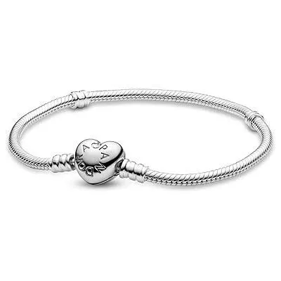 Bracelet pandora à charms 