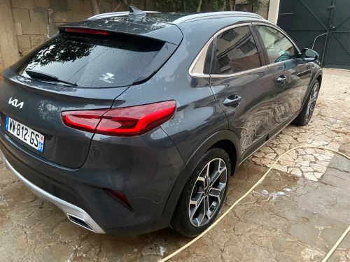 Kia X-Ceed 2022 Motion