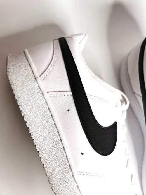 Baskets Nike Court vision P45 originales