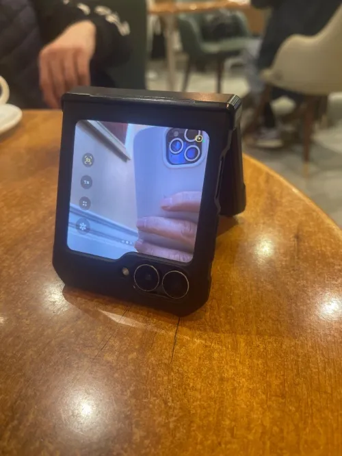 Samsung Z fliP 7 FE