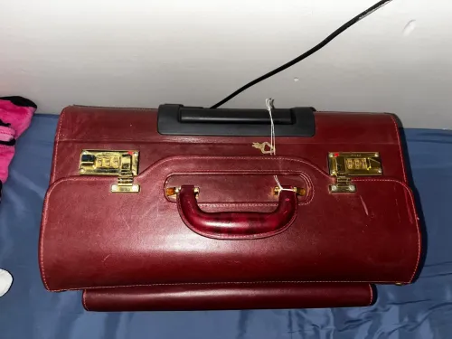 Valise en cuir haute qualité 