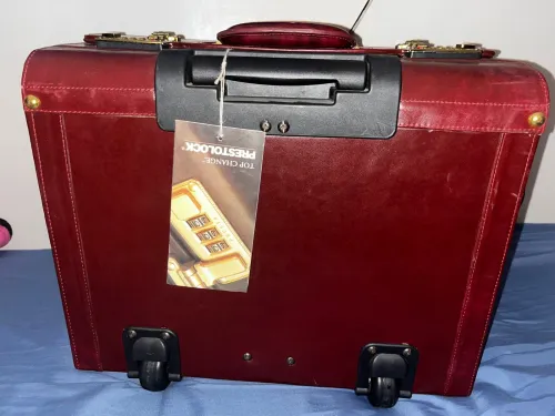Valise en cuir haute qualité 