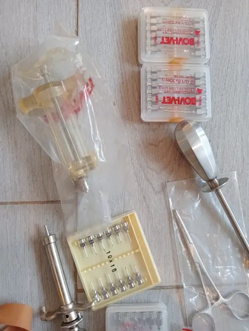 Valise de matériel vétérinaire 