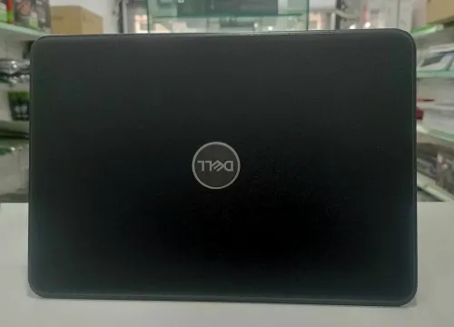 PC PORTABLE DELL LATITUDE3300
