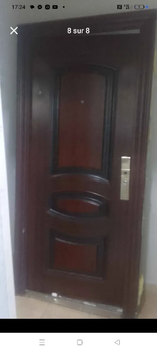 Porte neuf extérieur 