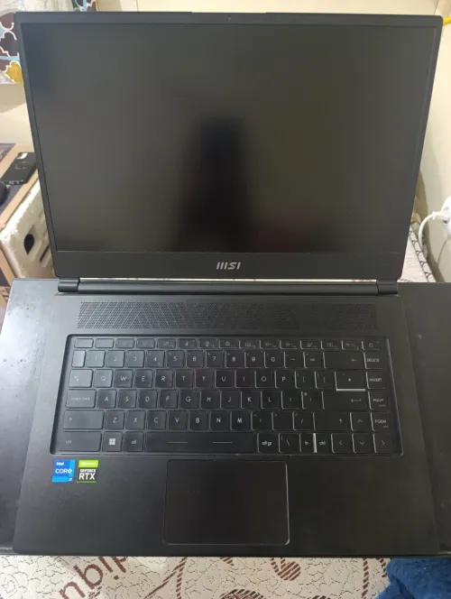 MSI STEALTH 15M - I7 12em GEN 1280U - RTX 3060 6GB - SSD 512 NVMe - RAM 16GB - CLAVIER RÉTROÉCLAIRÉ 