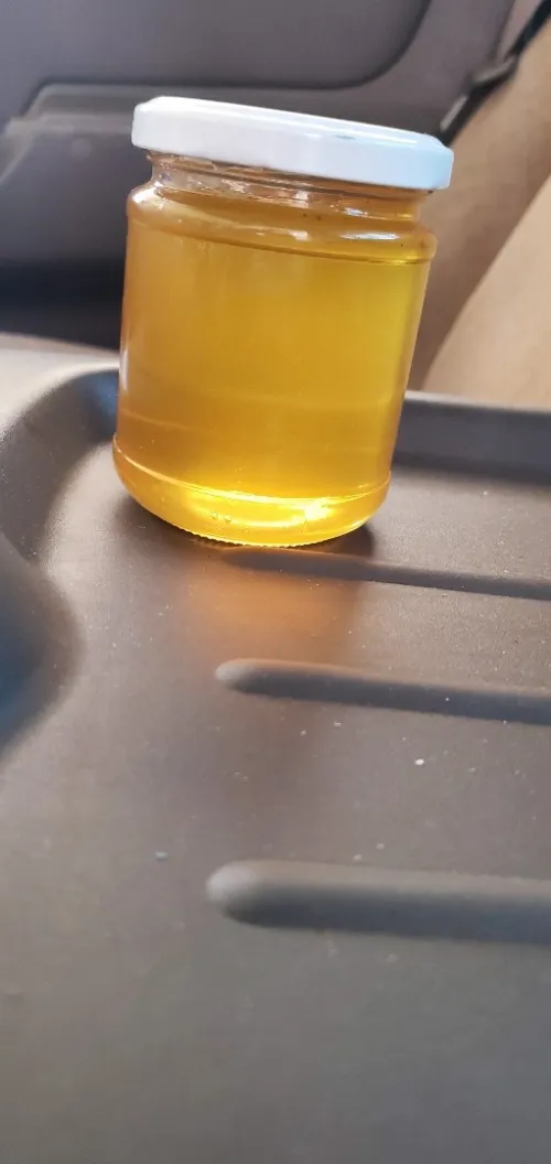بيع جميع انواع العسل وحبوب اللقاح