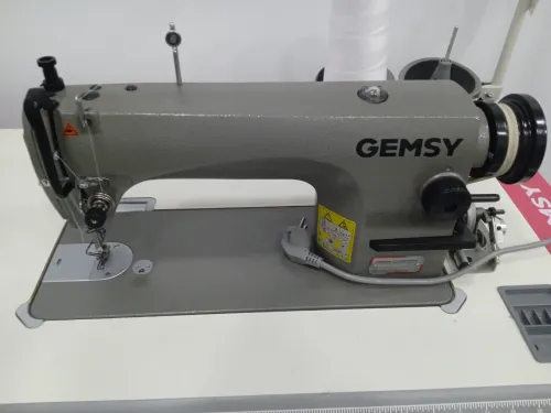 Machine a coudre 