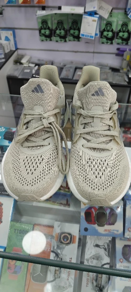 Adidas pureboost 23