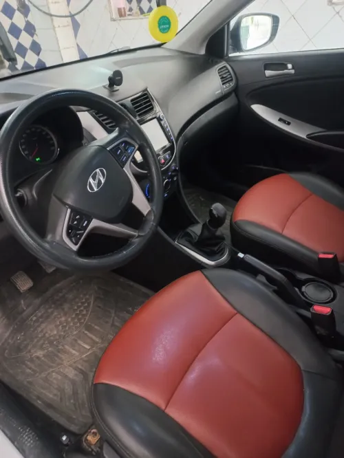 Hyundai Accent RB  4 portes 2018 Accent RB  4 portes