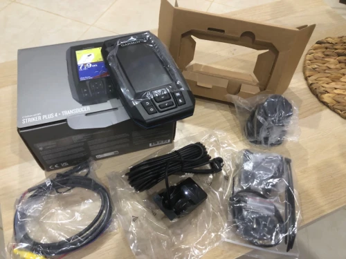 Sondeur gps Garmin striker 4 Plus 