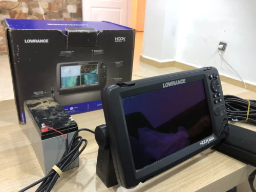 Sondeur gpsmap lowrance Hook révèle 9 triple shoot