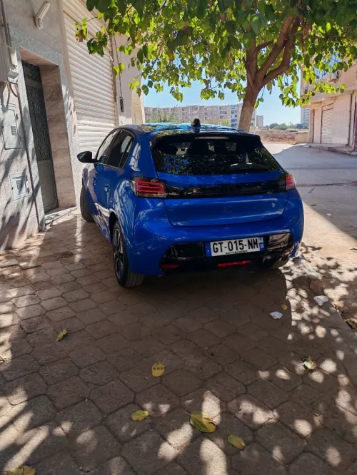 Peugeot 208 2024 Alure