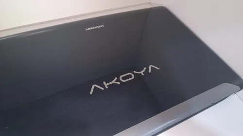 LAPTOP i3-2350M / 12GB RAM / 256GB SSD + 500GB HDD / Dolby Audio / Medion Akoya