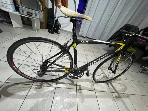 Vélo de route Giant TCR Composite  Cadre carbone  Excellent état