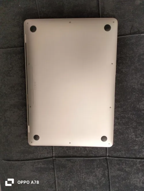 MacBook i3 8 ram a2179 SSD 256 bla chargeur