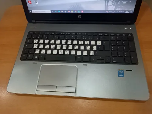 pc portable HP avec logiciel professionnel 