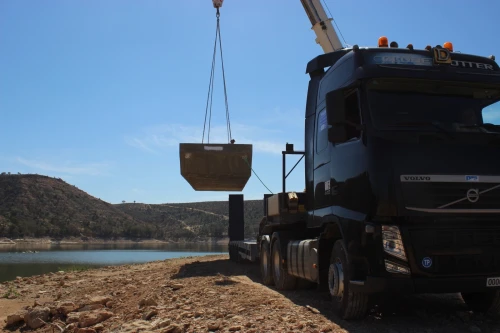 Barge flottante en béton préfabriqué 