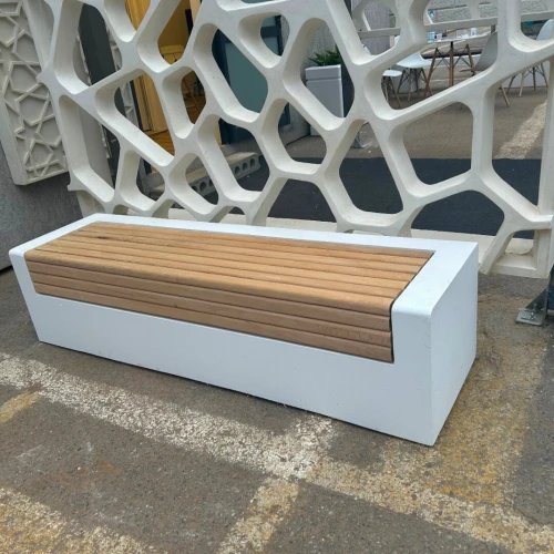Banc en GRC 